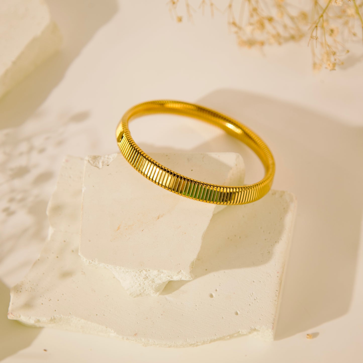 Stretchable Circle Bracelet