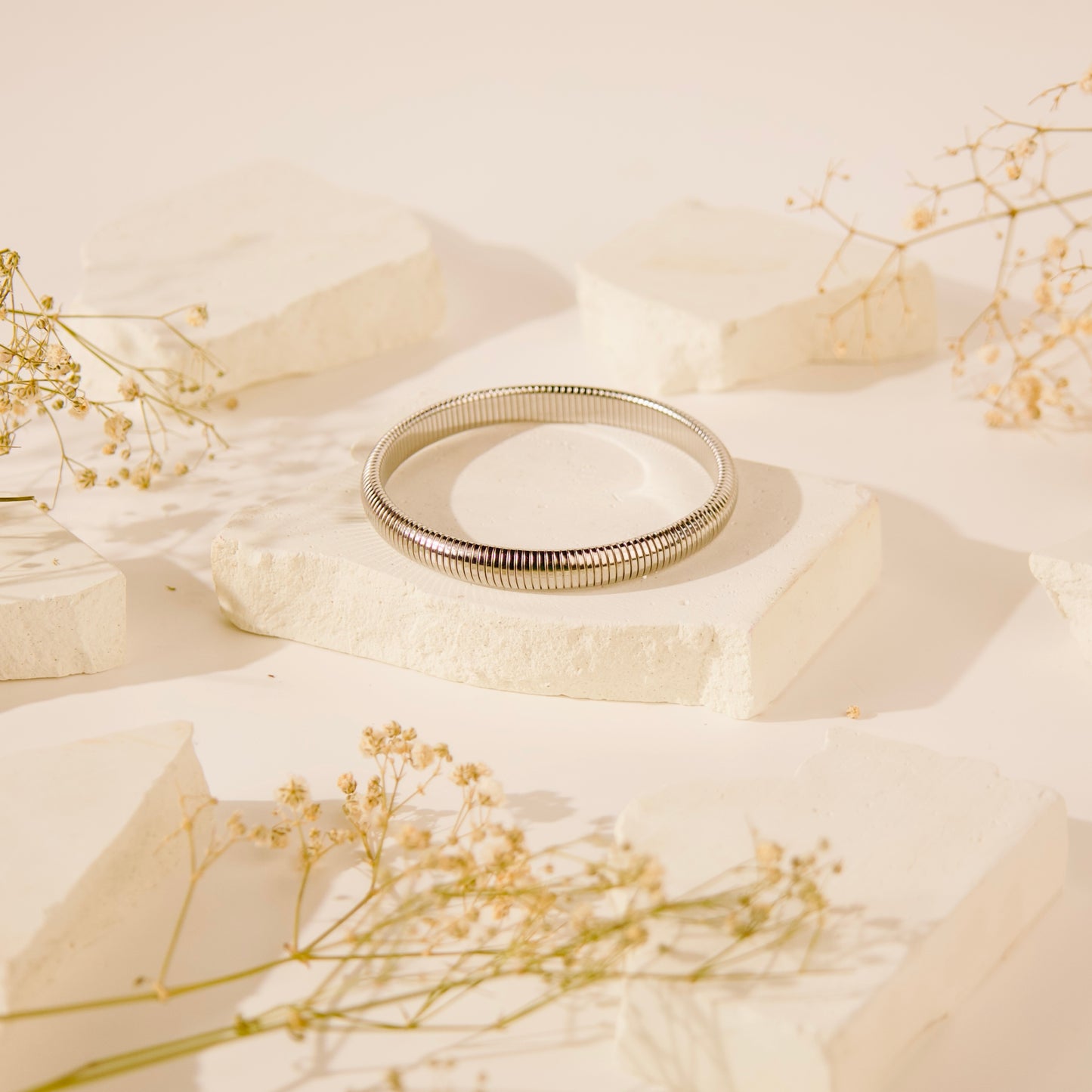 Stretchable Circle Bracelet