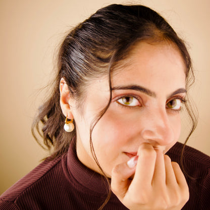 Eterna Pearl Earring