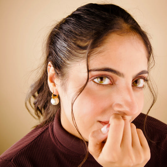 Eterna Pearl Earring