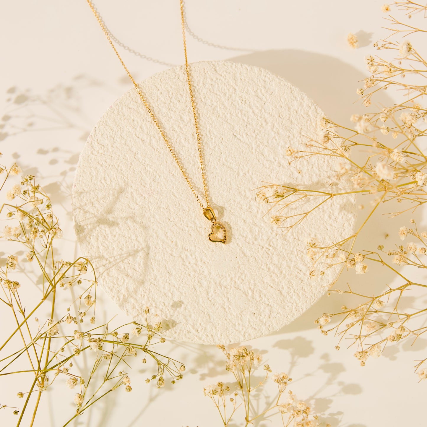 Curve Heart Necklace