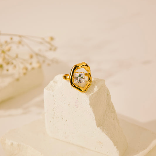 Circle and Stone Ring