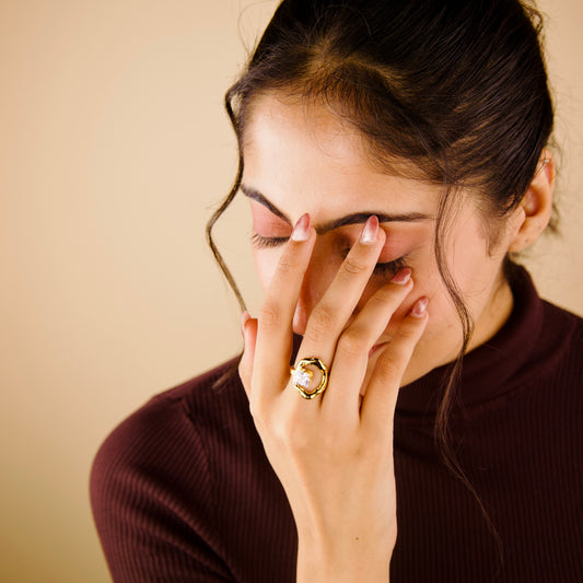 Circle and Stone Ring