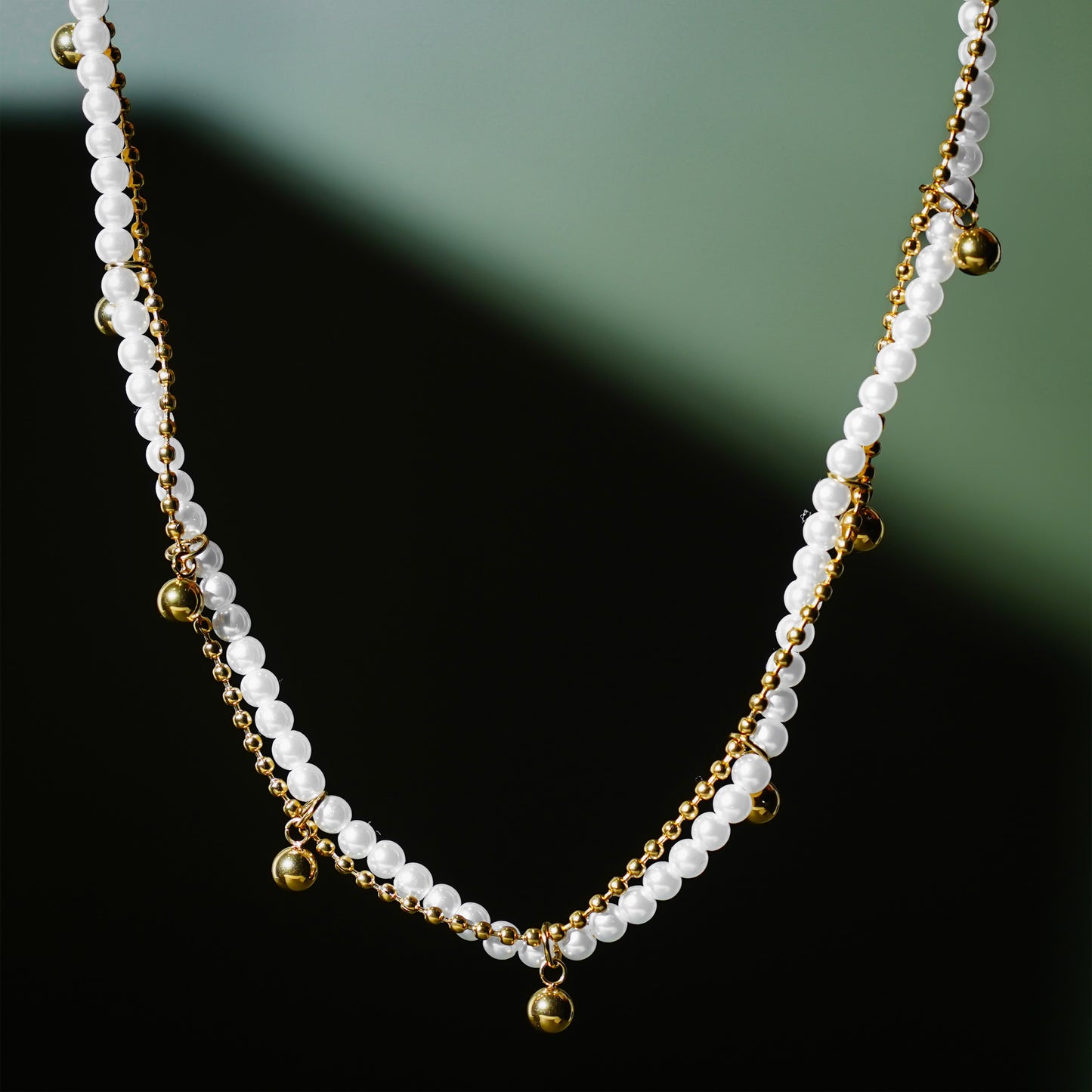 Dual Pearl and Gold Chain